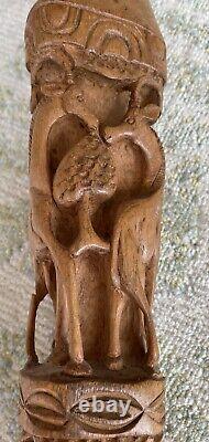 Bâton de Marche/Canne en Bois Sculpté à la Main Africaine Vintage du Cameroun Bamileke 37