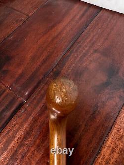Bâton de marche en bois 35 3/4 pouces sculpté à la main de style vintage