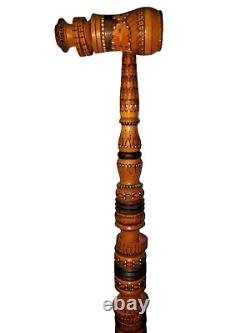 Bâton de marche en bois fait à la main, canne sculptée unique de haute qualité