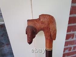 Bâton de marche en bois sculpté à la main avec un chien terrier vintage - Canne de chasse à l'oiseau