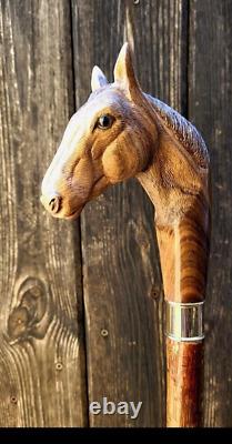 Bâton de marche en bois sculpté à la main, canne de marche en bois avec visage de cheval, canne animale