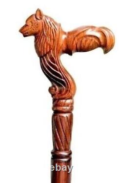 Bâton de marche en bois sculpté à la main confortable avec un loup sculpté - canne en bois fabriquée à la main