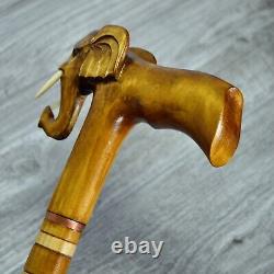 Canne bâton de marche sculpté en bois fait à la main avec un éléphant