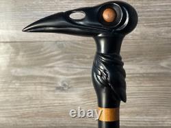 Canne de marche en bois de corbeau noir sculptée à la main
