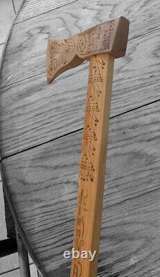 Canne de marche en bois vintage avec hache, gravure de conception Polka Jimmie Brosch 37