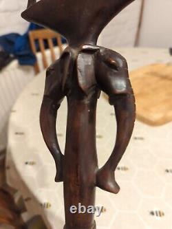 Canne en bois sculptée africaine / Bâton / Éléphant