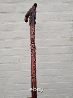 Canne et bâton de marche en bois sculpté à la main