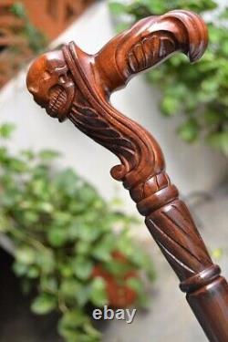 Crâne Canne en bois sculptée à la main Bâton de marche rustique sculpté à la main avec main naturelle